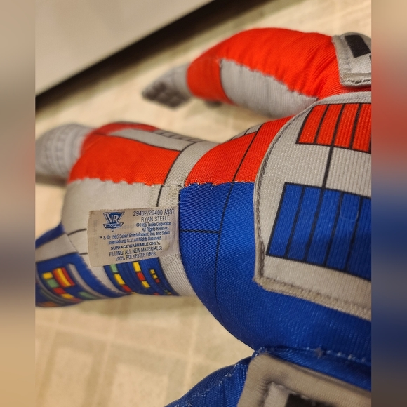 Saben Vr Troopers Plush Action Figure Doll Ryan Steele 17" HTF 1995 Tonka Hasbro - Picture 3 of 5